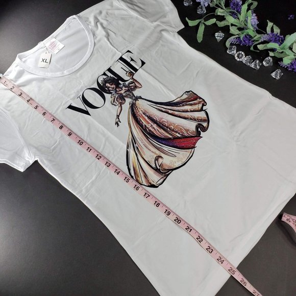 Vogue Disney Snow White Queen Short Sleeve T-Shirt - Picture 7 of 14